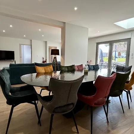 Holiday home Dame Jeanne Maison De 10 Personnes Avec Jardin Et Parking *