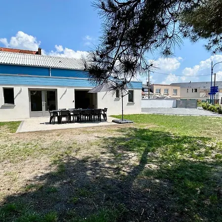 Dame Jeanne Maison De 10 Personnes Avec Jardin Et Parking * 르크로토이