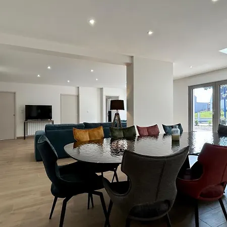 Holiday home Dame Jeanne Maison De 10 Personnes Avec Jardin Et Parking *