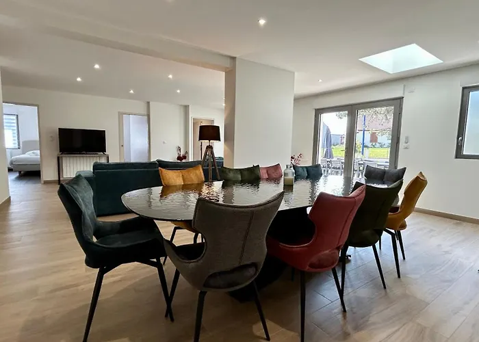 Holiday home Dame Jeanne Maison De 10 Personnes Avec Jardin Et Parking *